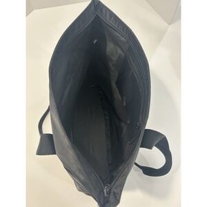 Very Good Used Condition.